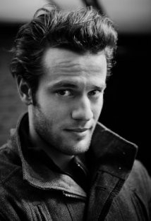 Фото актера