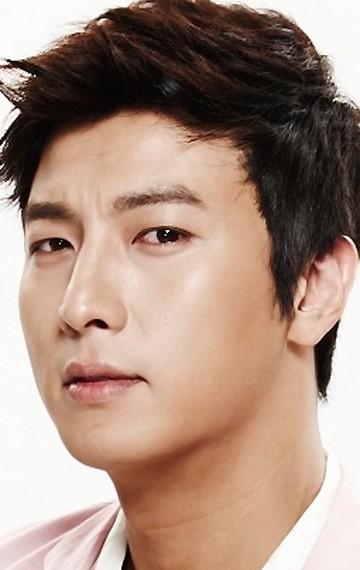 Фото актера