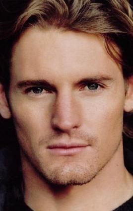 Фото актера