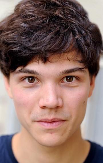 Фото актера