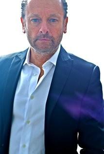 Фото актера