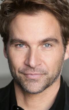 Фото актера