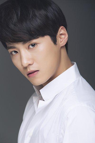 Фото актера